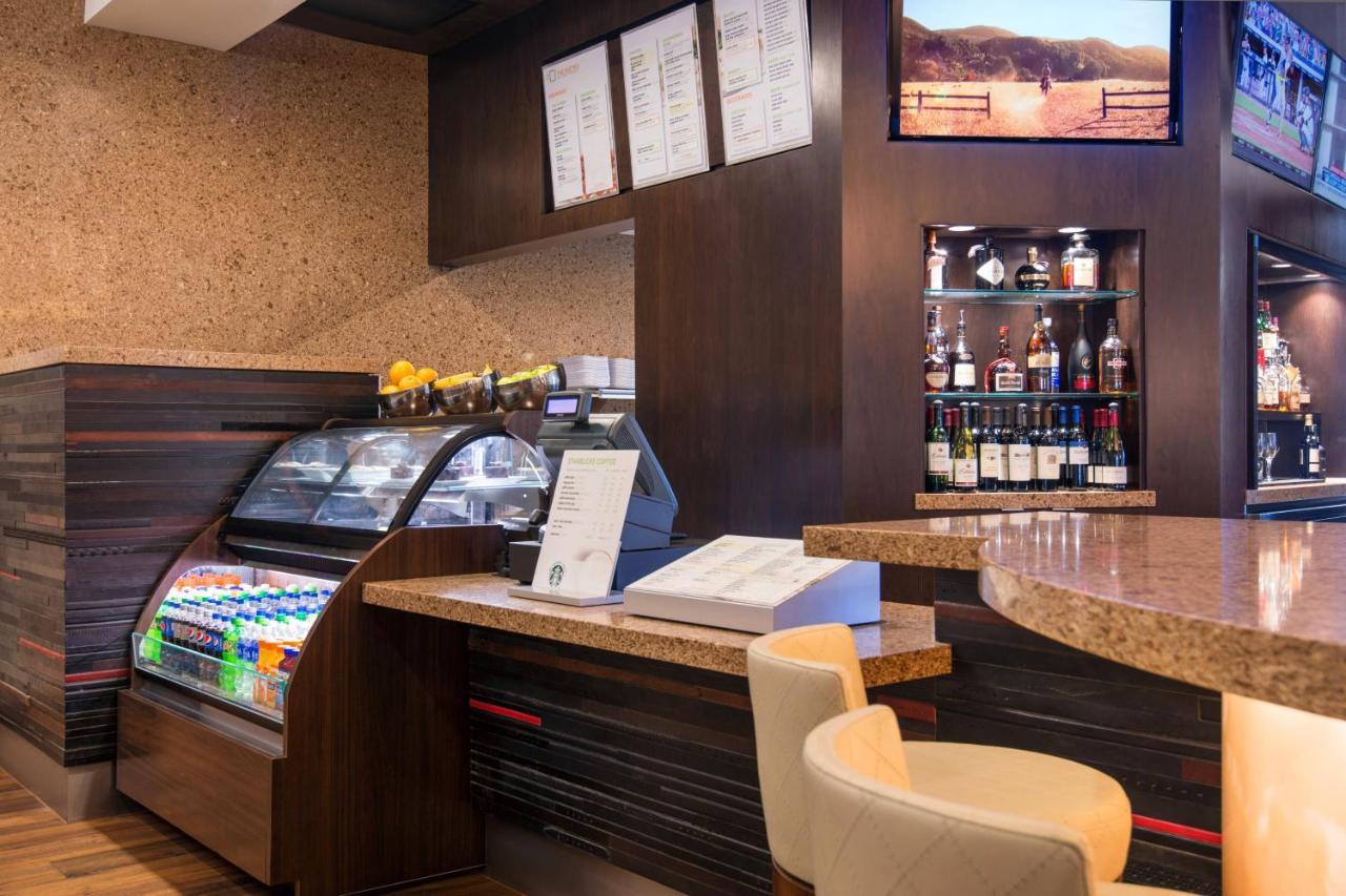 Courtyard By Marriott Irvine Spectrum Esterno foto