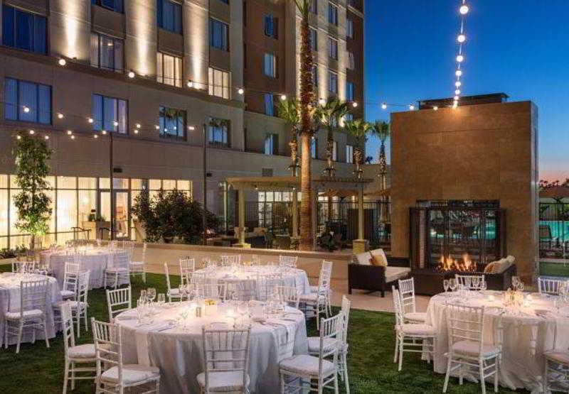 Courtyard By Marriott Irvine Spectrum Esterno foto