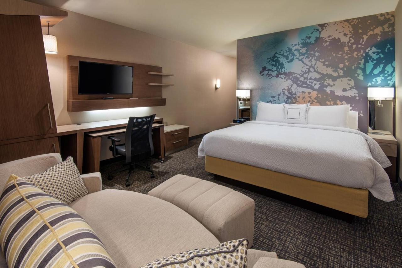 Courtyard By Marriott Irvine Spectrum Esterno foto