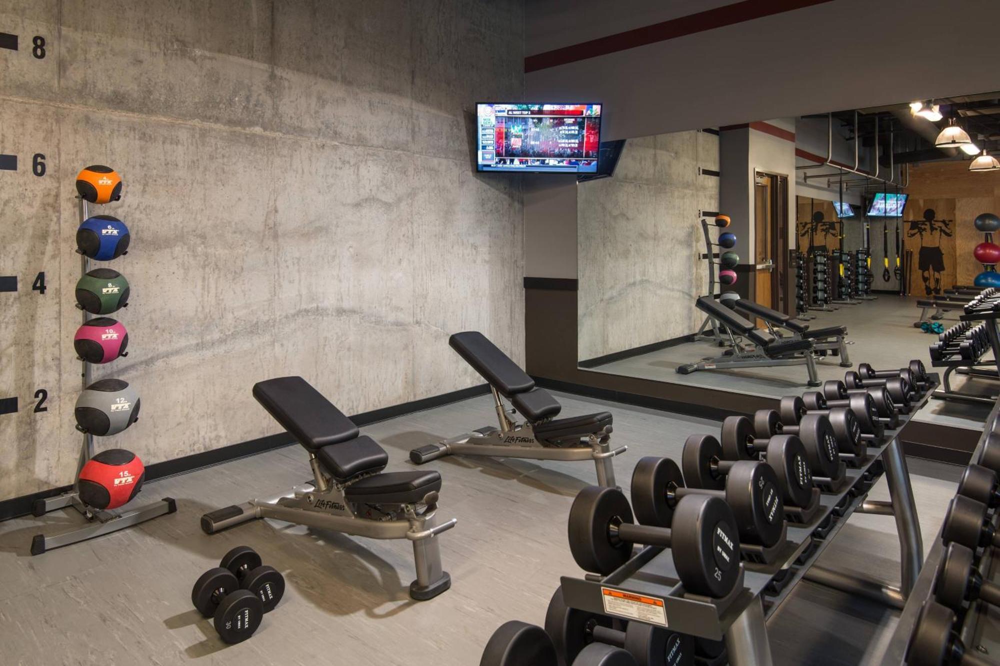 Courtyard By Marriott Irvine Spectrum Esterno foto
