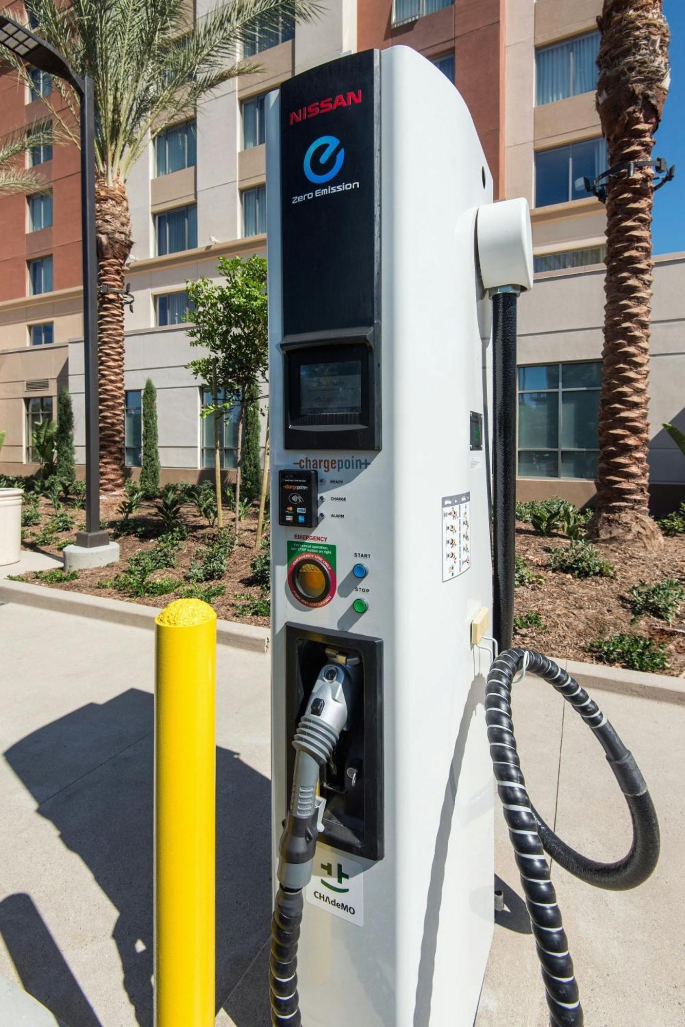 Courtyard By Marriott Irvine Spectrum Esterno foto