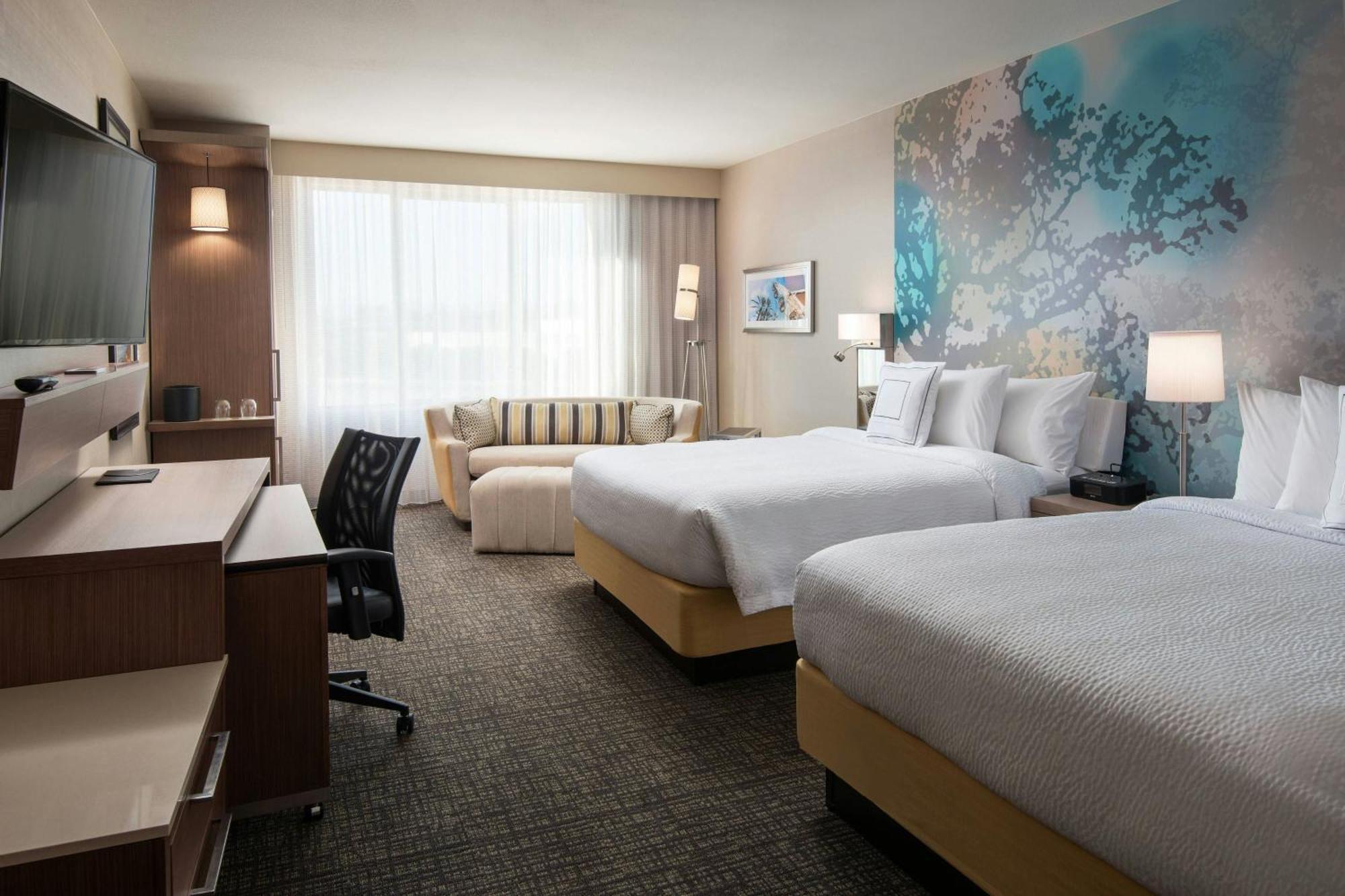 Courtyard By Marriott Irvine Spectrum Esterno foto